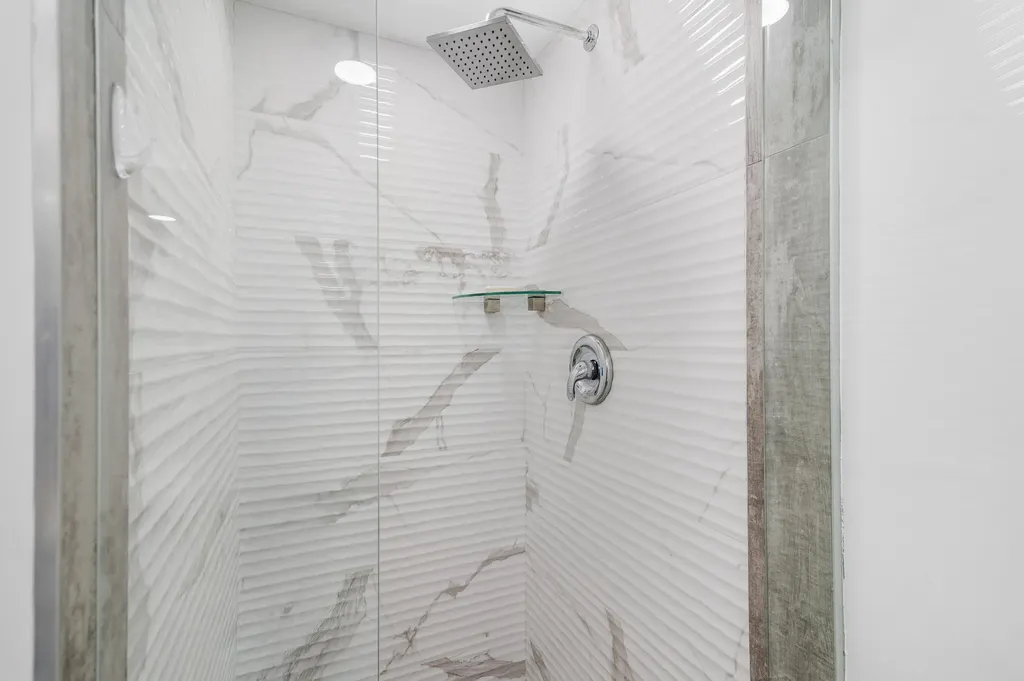 244 Monaco F Delray Beach FL 33446