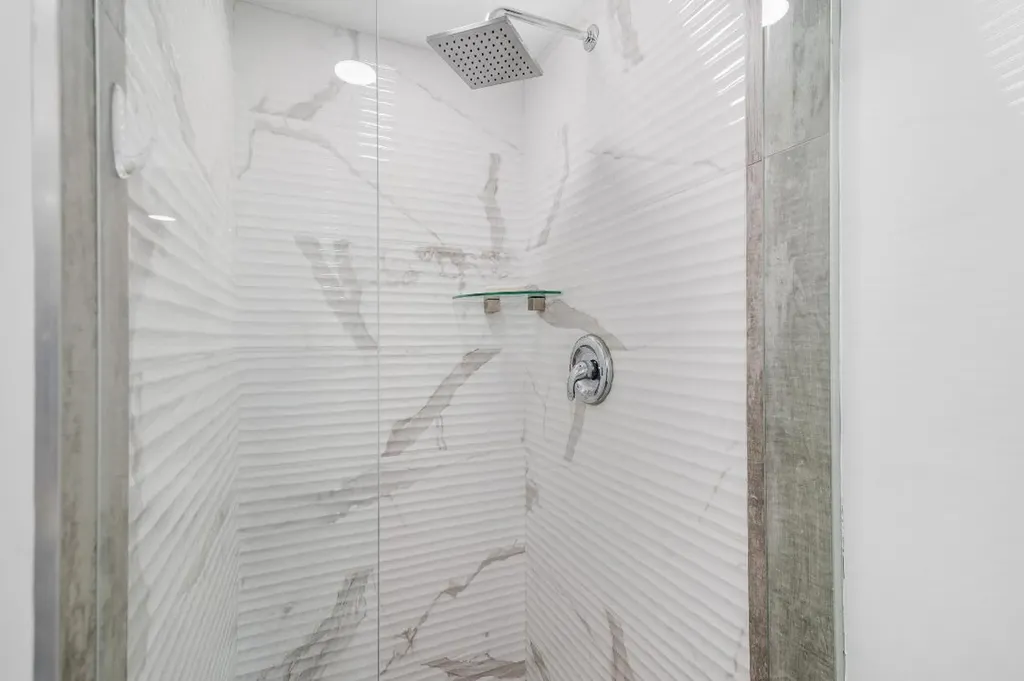 244 Monaco F Delray Beach FL 33446