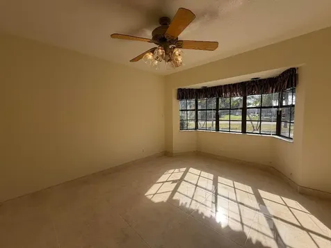 2085 SE Hanford Road Port St Lucie FL 34952
