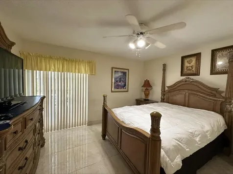 2085 SE Hanford Road Port St Lucie FL 34952