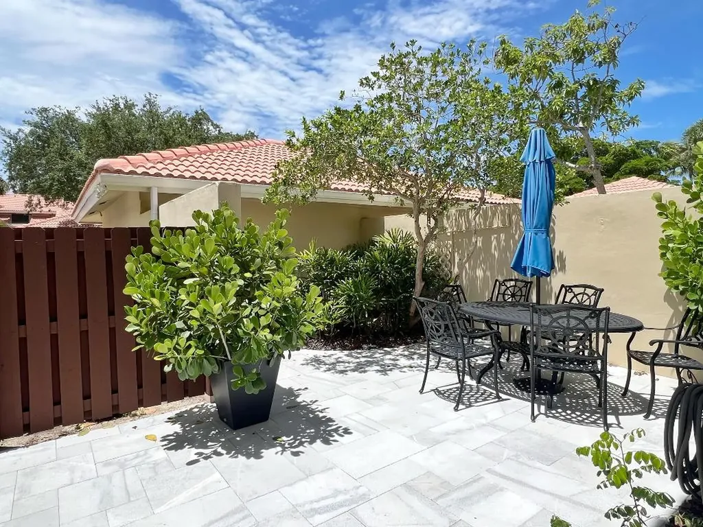 218 Old Meadow Way Palm Beach Gardens FL 33418