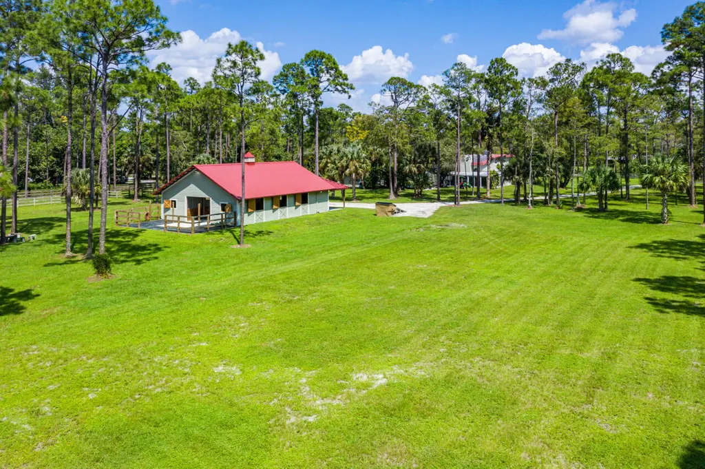 1835 Stallion Drive Loxahatchee FL 33470