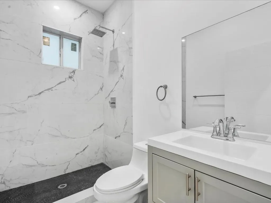 533 NW 16th Avenue Fort Lauderdale FL 33311