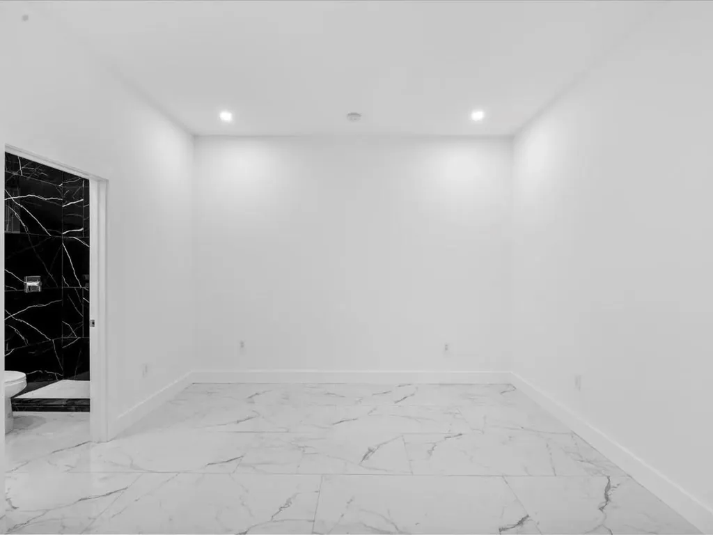 533 NW 16th Avenue Fort Lauderdale FL 33311