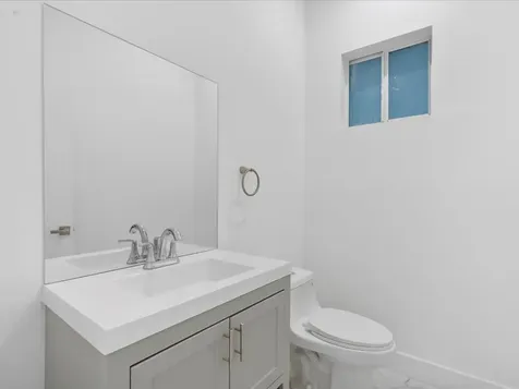 533 NW 16th Avenue Fort Lauderdale FL 33311