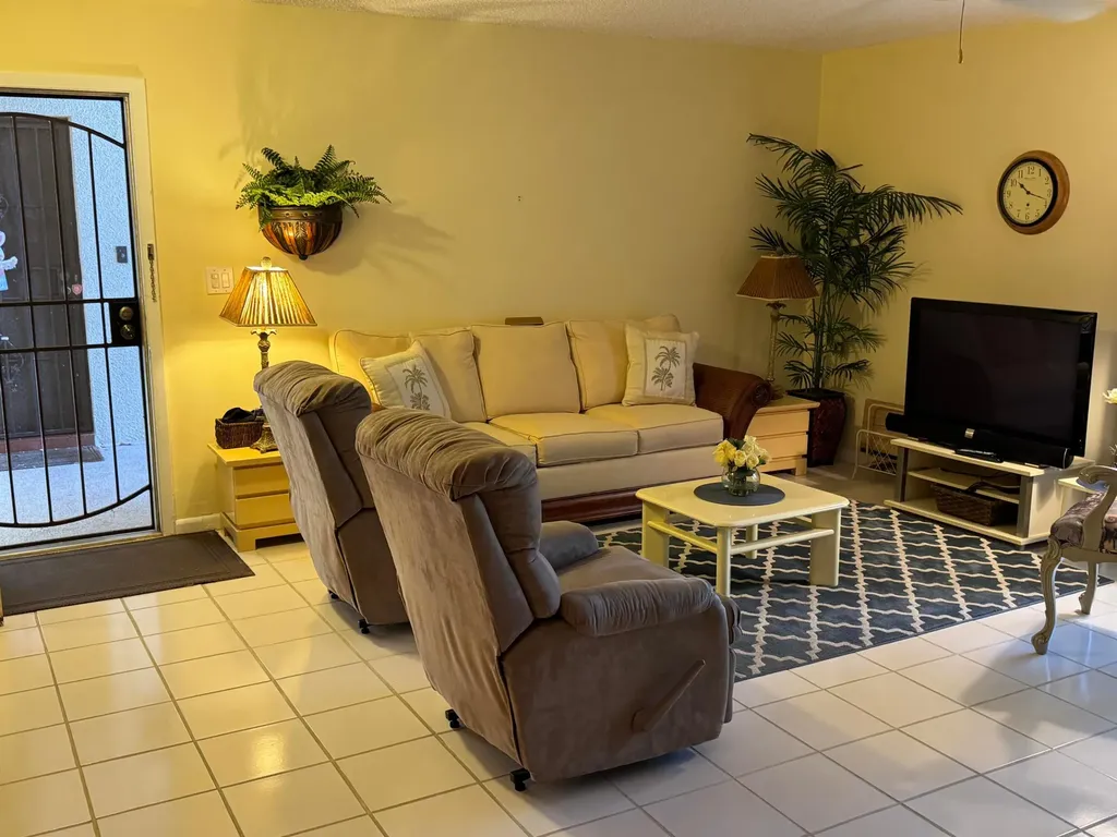 147 Deer Creek Boulevard Deerfield Beach FL 33442