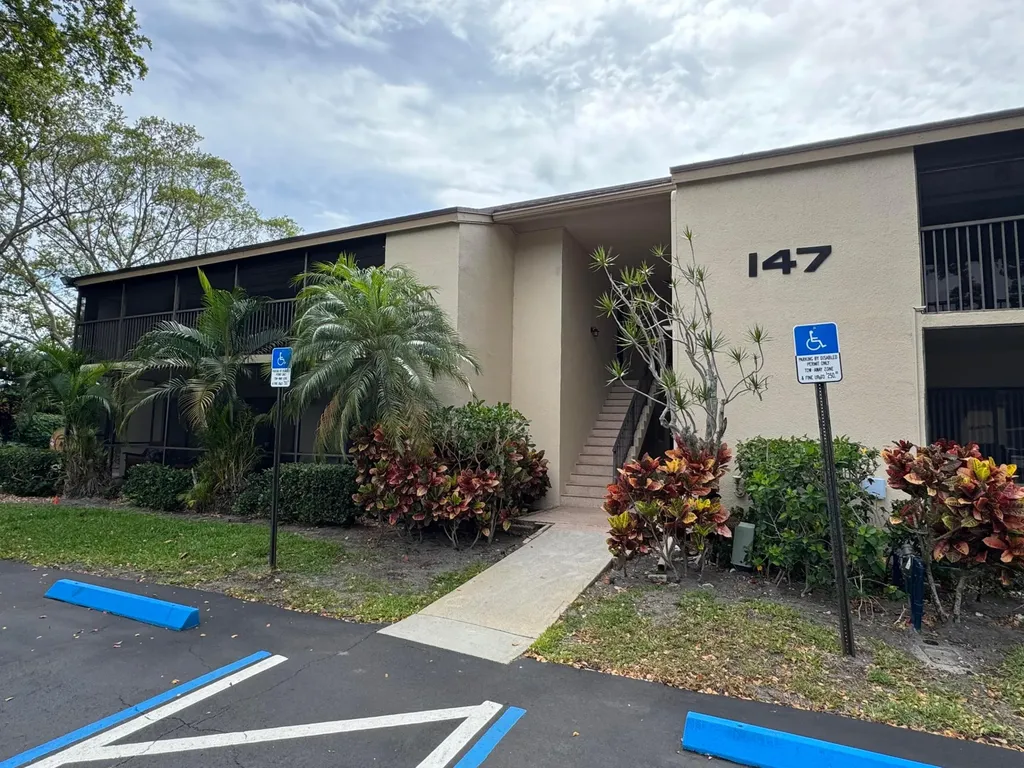 147 Deer Creek Boulevard Deerfield Beach FL 33442