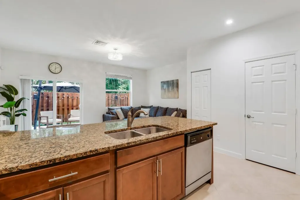 4321 Maybelle Lane West Palm Beach FL 33417