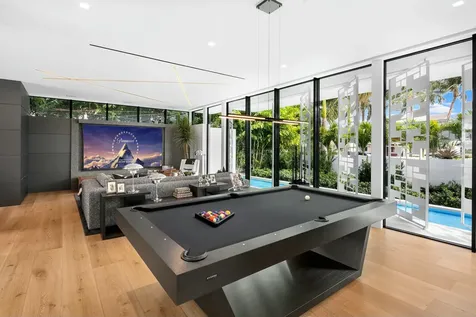 2633 Spanish River Road Boca Raton FL 33432