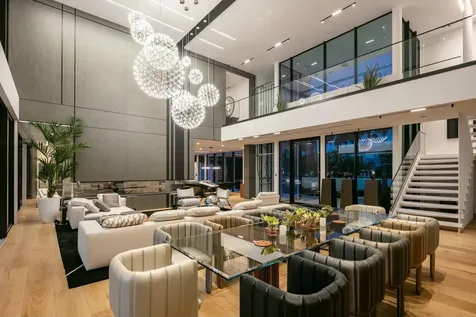 2633 Spanish River Road Boca Raton FL 33432