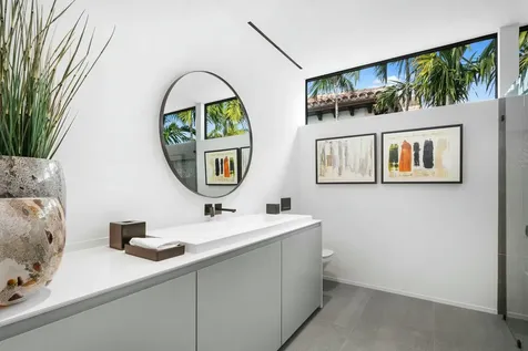 2633 Spanish River Road Boca Raton FL 33432