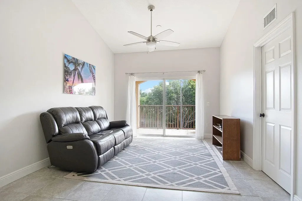 4041 San Marino Boulevard West Palm Beach FL 33409