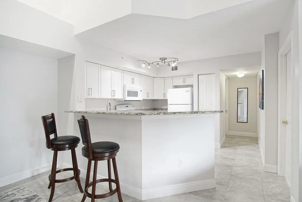4041 San Marino Boulevard West Palm Beach FL 33409