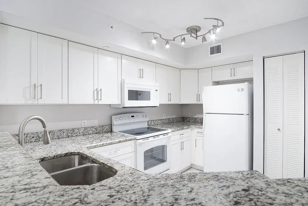 4041 San Marino Boulevard West Palm Beach FL 33409