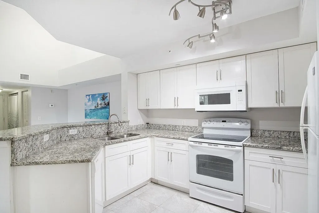 4041 San Marino Boulevard West Palm Beach FL 33409