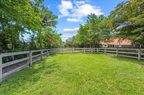 2439 Appaloosa Trail Wellington FL 33414
