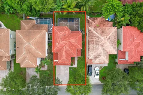 3943 Crescent Creek Drive Coconut Creek FL 33073