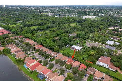 3943 Crescent Creek Drive Coconut Creek FL 33073