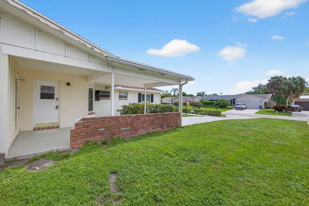 4359 Gardenia Drive Palm Beach Gardens FL 33410