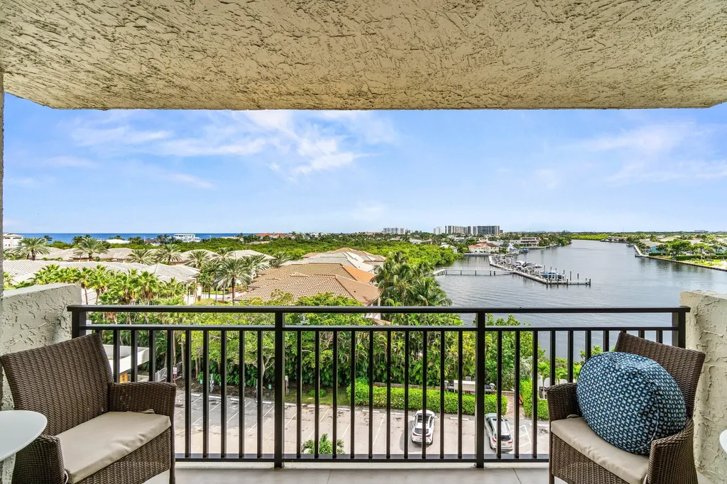 3912 S Ocean Boulevard Highland Beach FL 33487