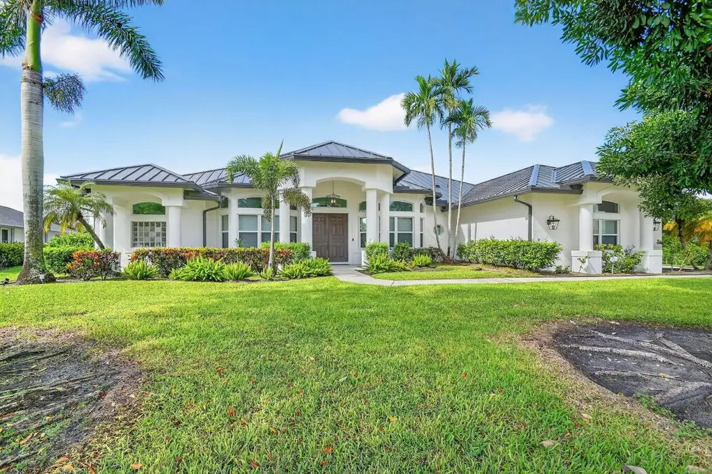 15830 Meadow Wood Drive Wellington FL 33414