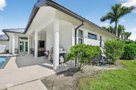 15830 Meadow Wood Drive Wellington FL 33414