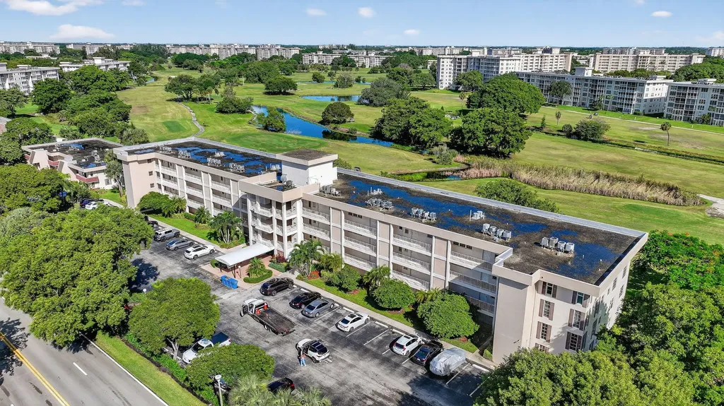 2651 S Palm Aire Drive S Pompano Beach FL 33069