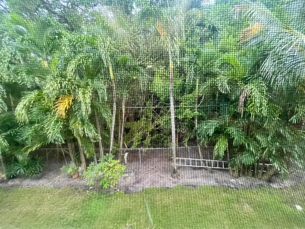 658 NE 6th Court Boynton Beach FL 33435