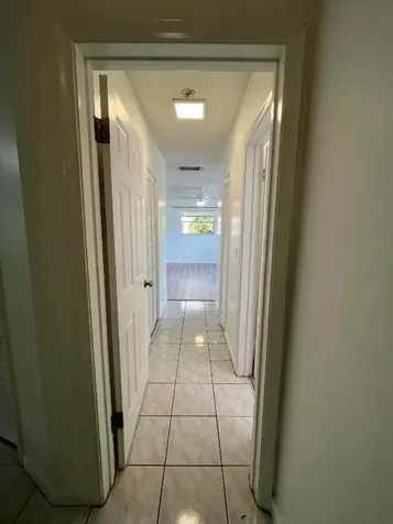 658 NE 6th Court Boynton Beach FL 33435