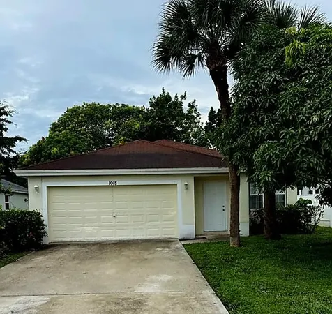 1018 Park Hill Drive Haverhill FL 33417