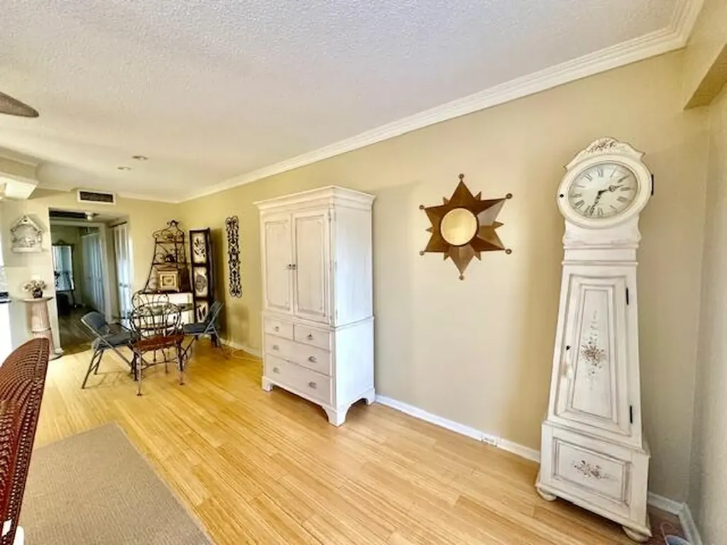 125 Suffolk C Boca Raton FL 33434