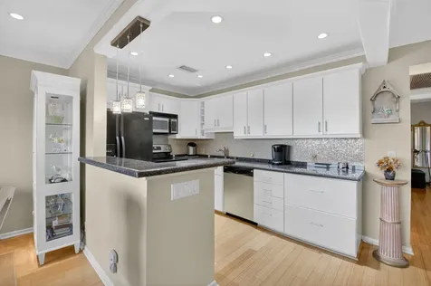 125 Suffolk C Boca Raton FL 33434