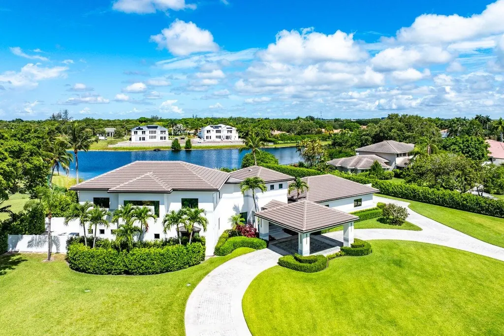 8387 Sawpine Road Delray Beach FL 33446