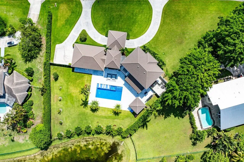 8387 Sawpine Road Delray Beach FL 33446