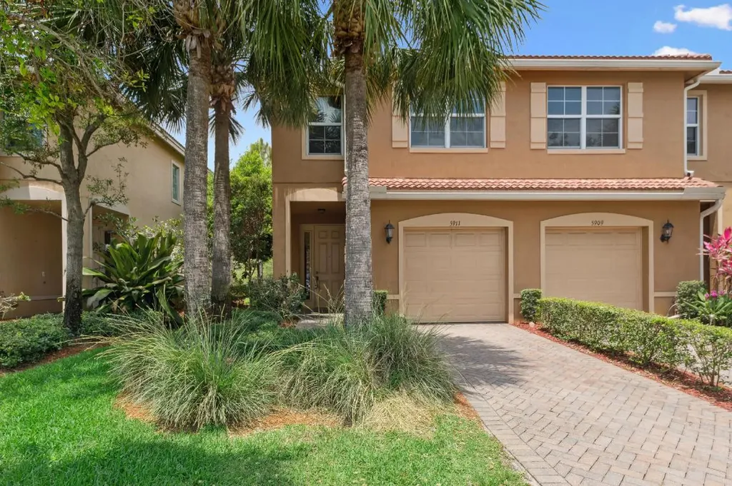 5911 Monterra Club Drive Lake Worth FL 33463