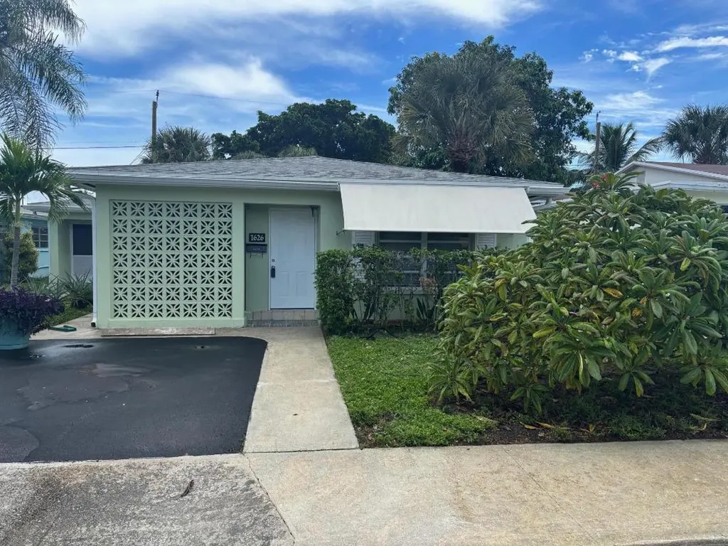 1626 N J Street Lake Worth Beach FL 33460