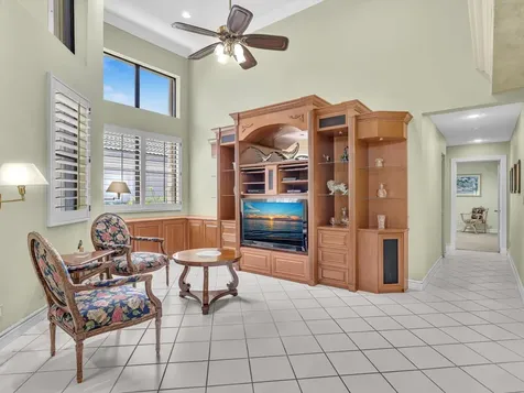10122 Spyglass Way Boca Raton FL 33498