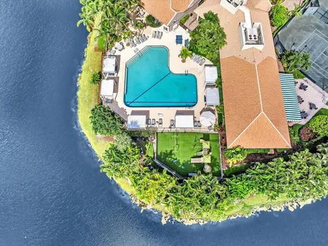 10122 Spyglass Way Boca Raton FL 33498
