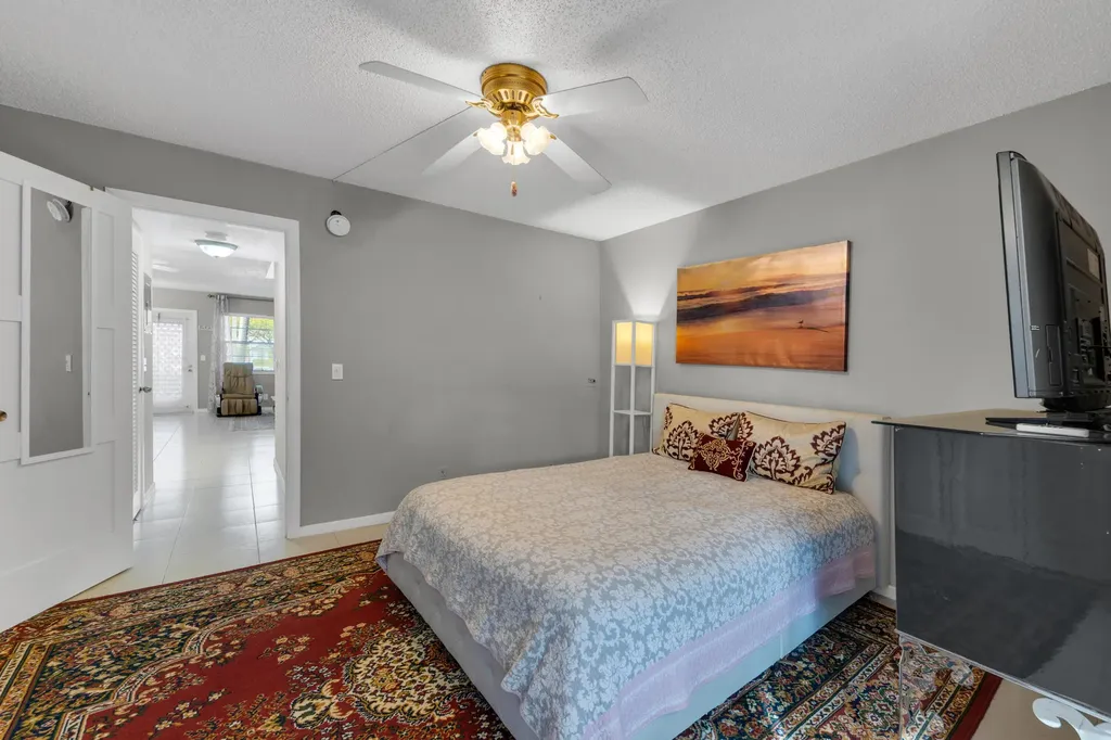 5 Newport A Deerfield Beach FL 33442