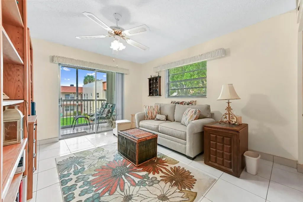 191 Piedmont D Delray Beach FL 33484