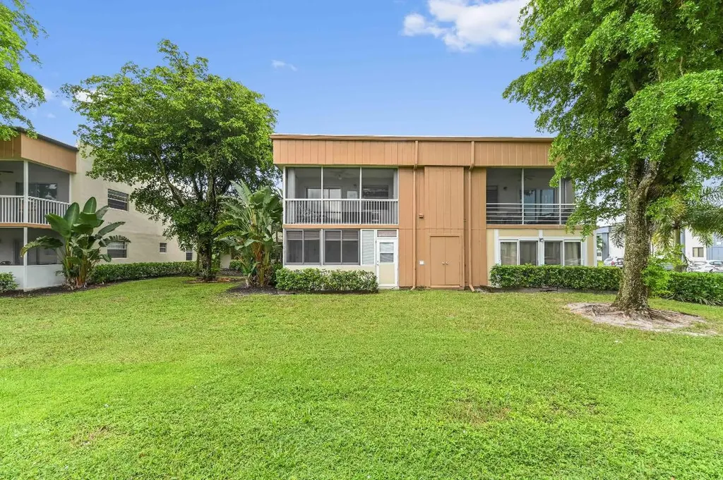 191 Piedmont D Delray Beach FL 33484