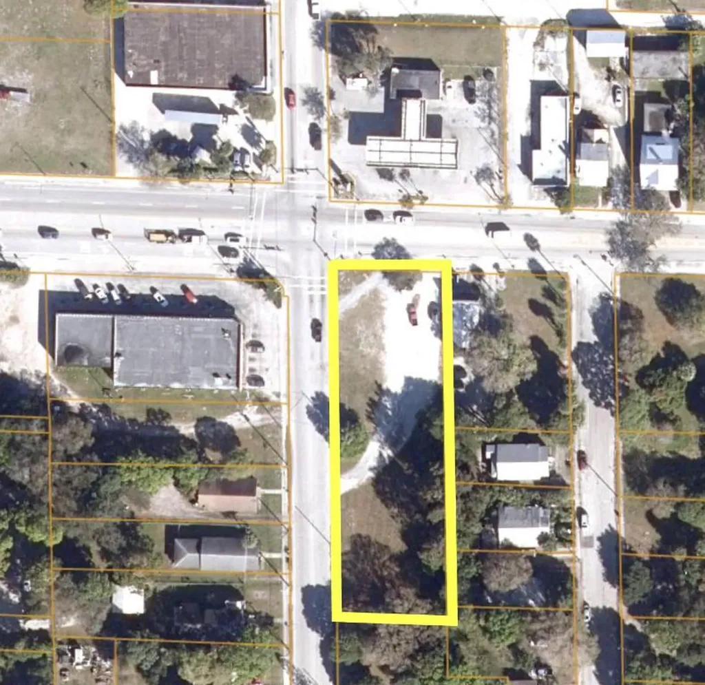 1229 Orange Avenue Fort Pierce FL 34950
