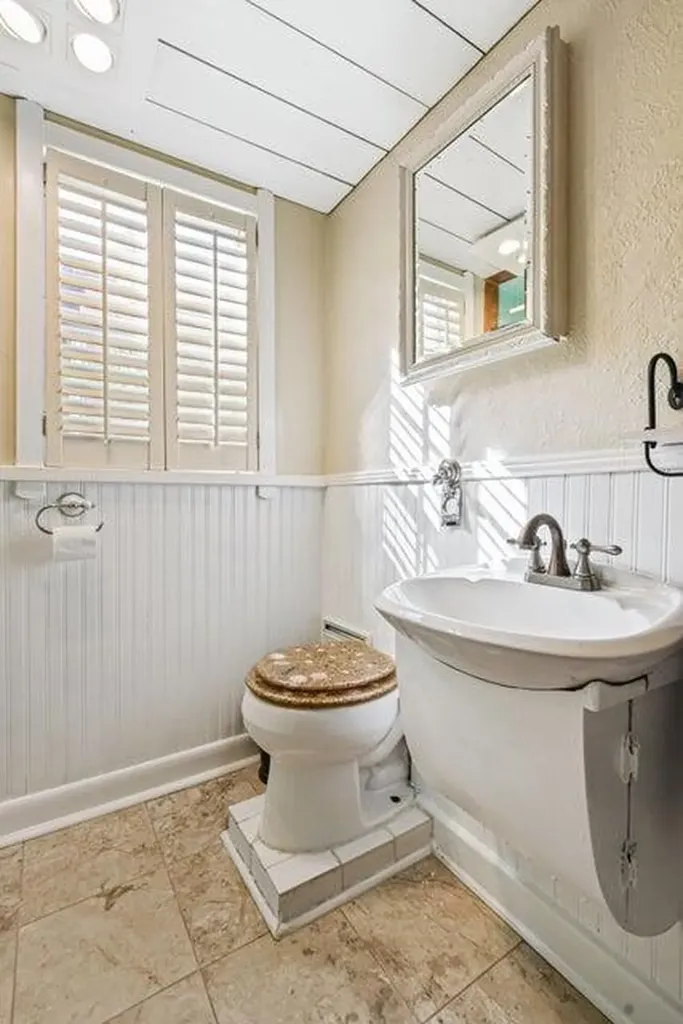 121 S B Street Lake Worth Beach FL 33460