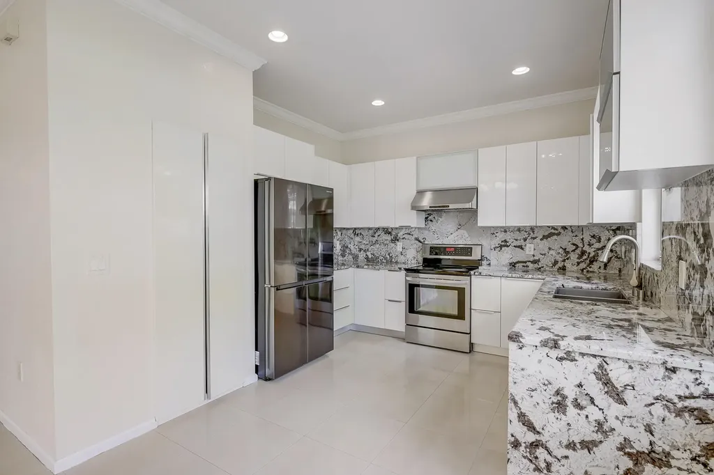 10208 White Water Lily Way Boynton Beach FL 33437