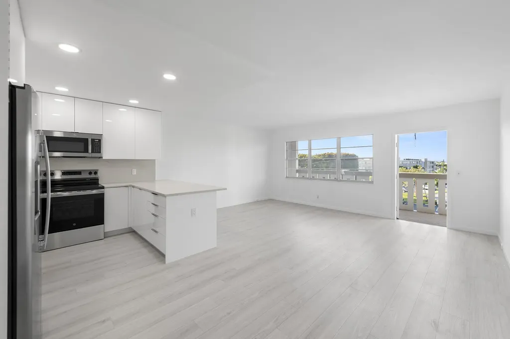 4043 Rexford C Boca Raton FL 33434