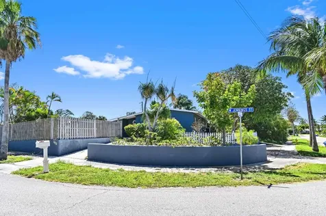 1032 W Jennings Street Lantana FL 33462