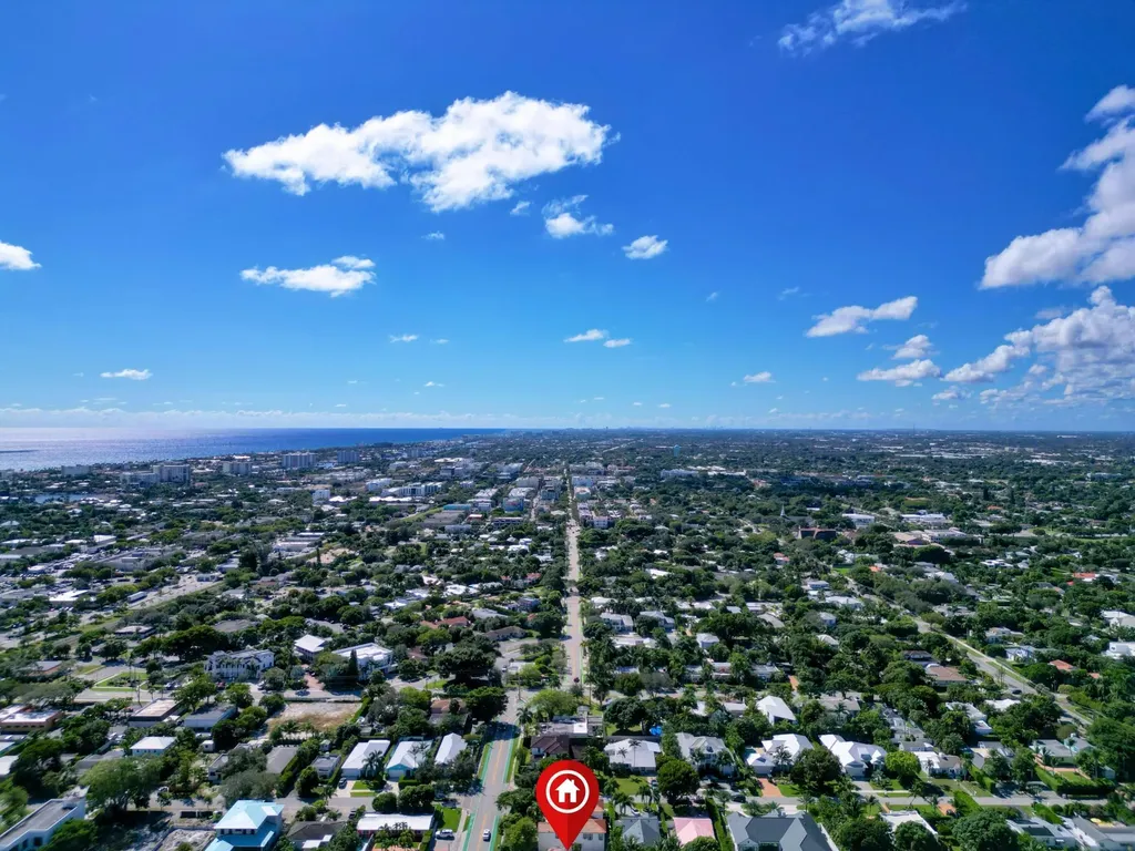 910 NE 2nd Avenue Delray Beach FL 33444