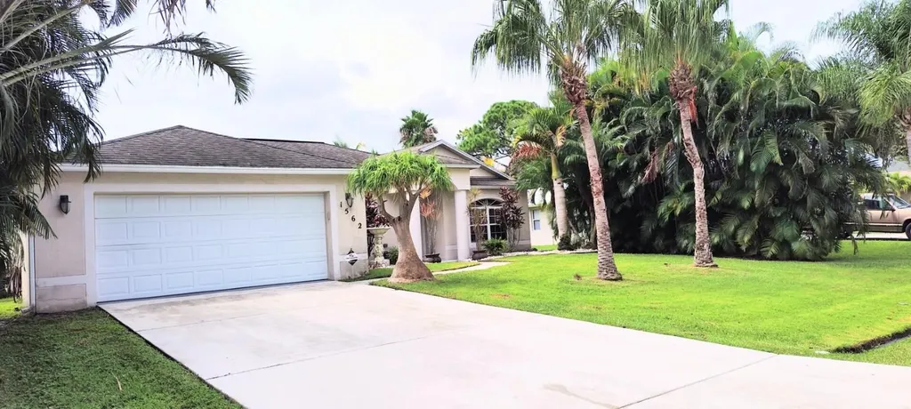 1562 SW Mercedes Avenue Port St Lucie FL 34953