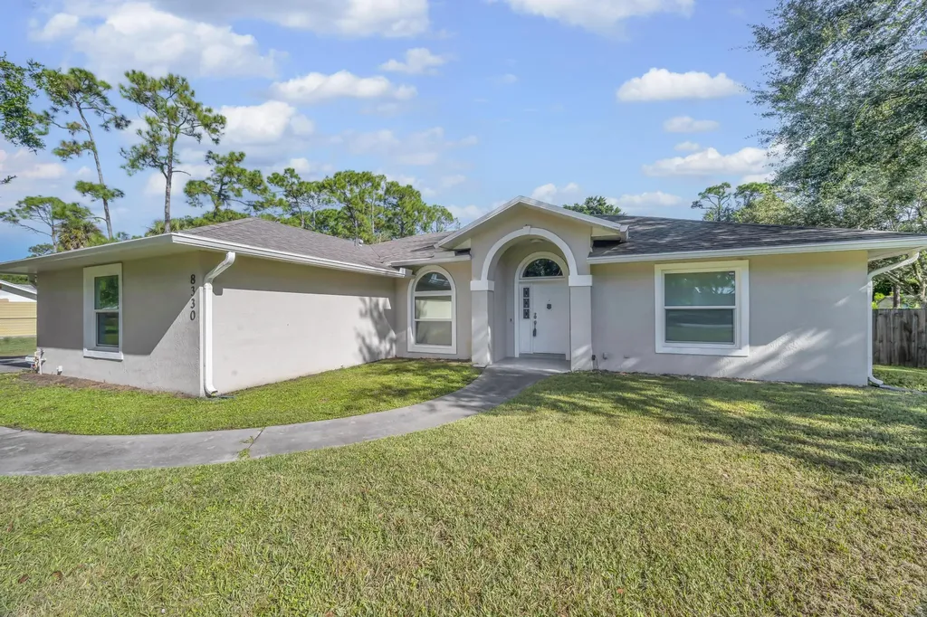 8330 Hidden Pines Road Fort Pierce FL 34945