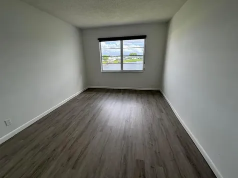 1112 Lake Terrace Boynton Beach FL 33426